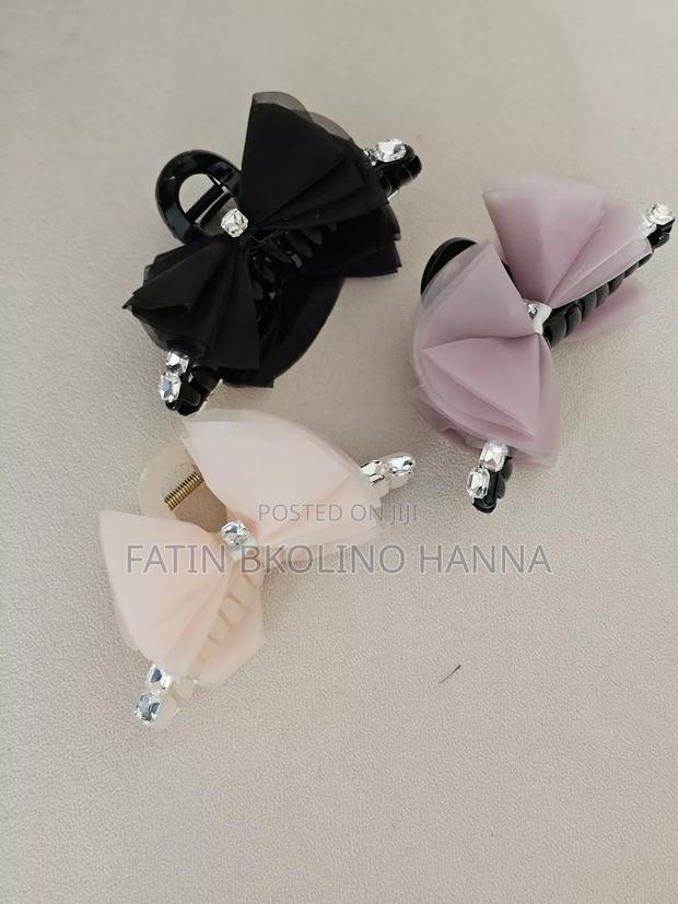 Elegant Hair Claw - main view