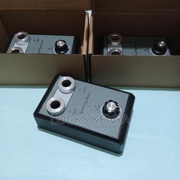 Vehicle Engine Spark Plug Tester