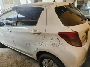 Toyota Vitz 2015 White