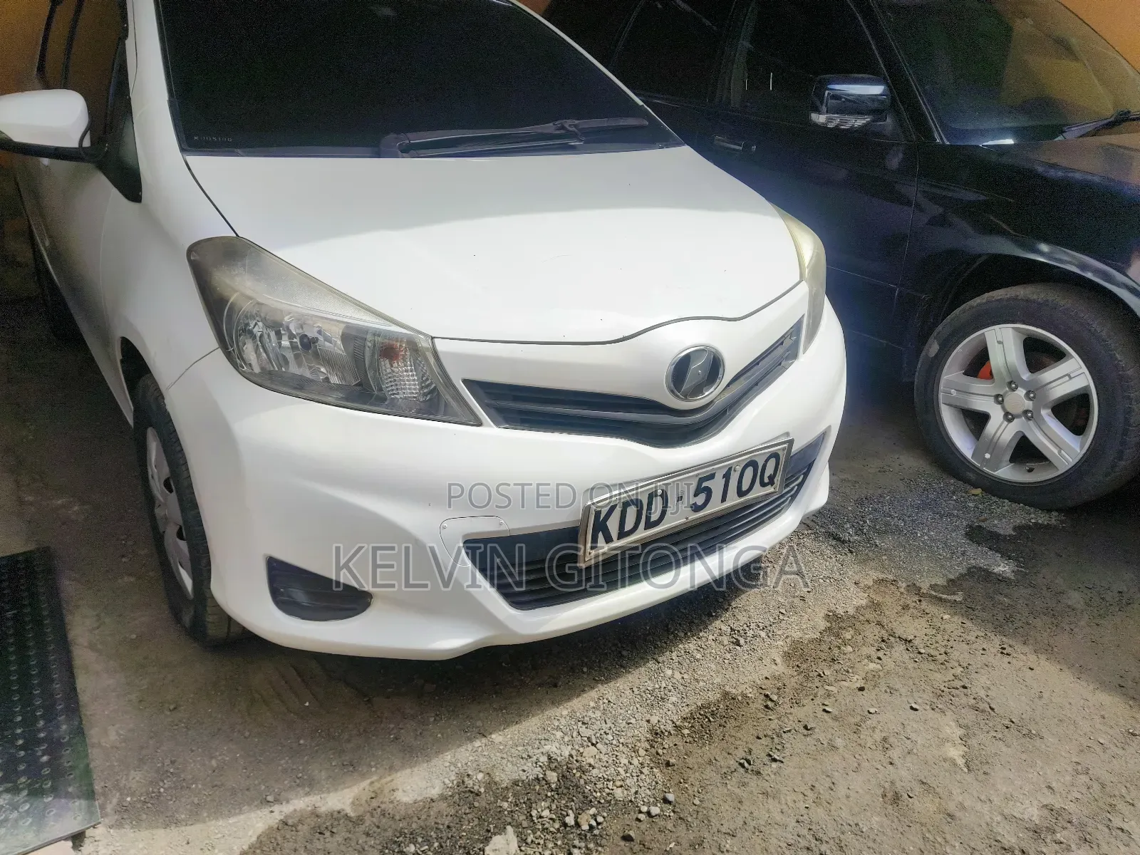 Toyota Vitz 2015 White