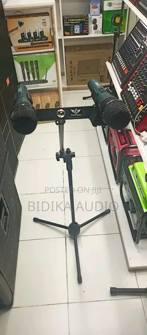 Original and Quality Round Base Microphone Stand
