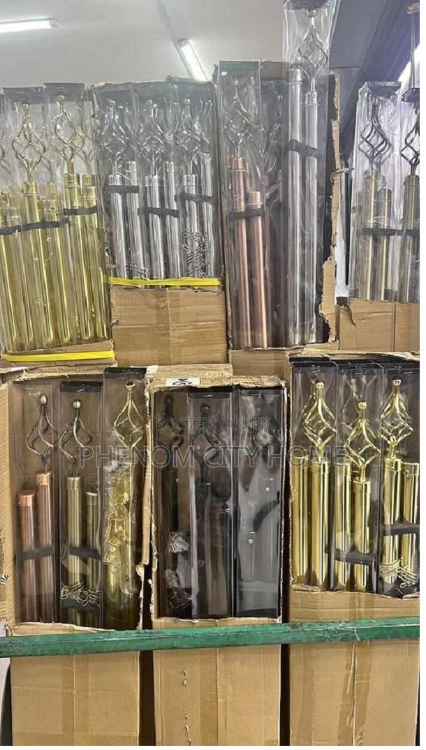Gold Extendable Curtain Rods - thumbnail 2