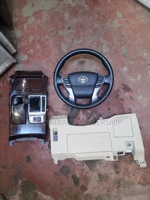 Knee Airbag Mark X Model 2014.