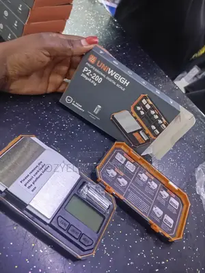 Unweigh Digital Scale Ring and Gold Scales