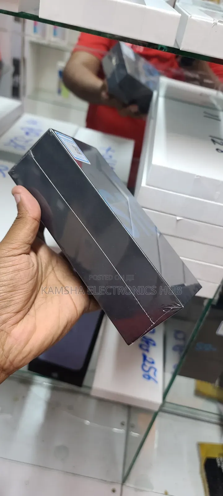 New Samsung Galaxy S10 Plus 128 GB Green