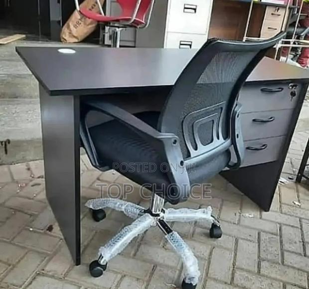 Gray 1.2m Table and Chair