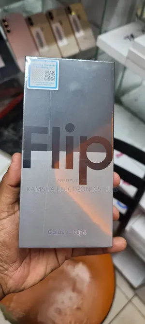 New Samsung Galaxy Z Flip4 512 GB Purple