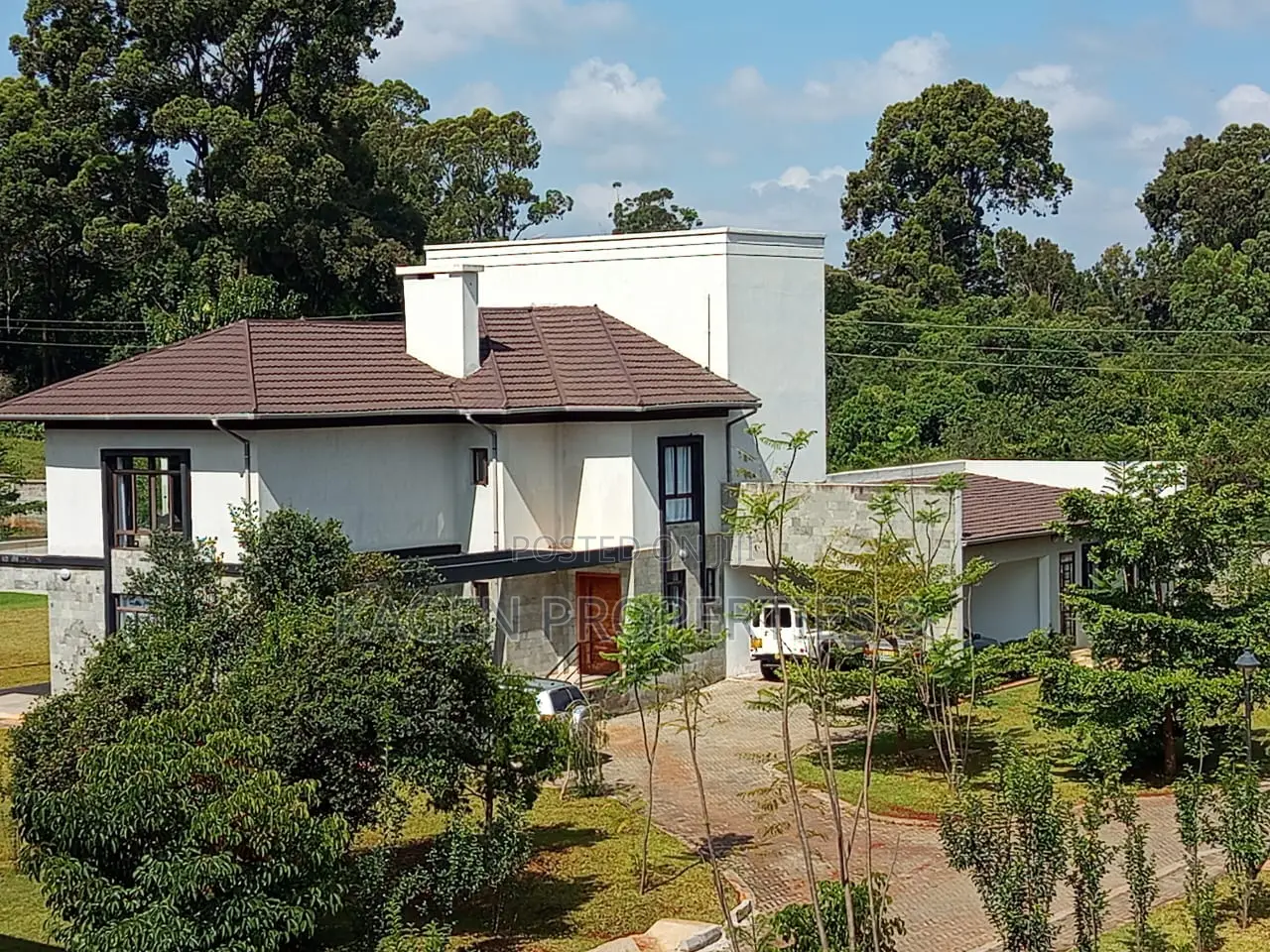 5bdrm Villa In Karen For Sale