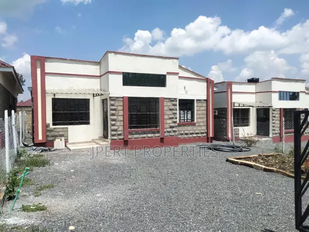 3bdrm Bungalow in Matasia for sale