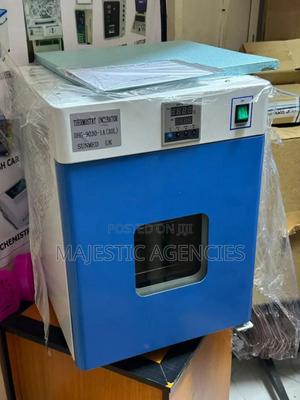 Lab Incubator 25ltrs - main view