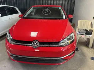 Volkswagen Golf TSI S FWD 2018 Red
