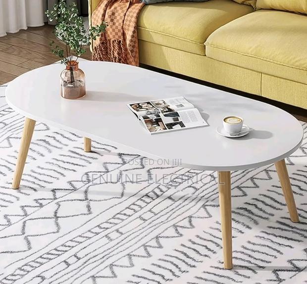 Shee Oval Table - main view