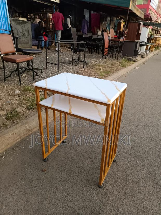 Simple , Classy and Stylish Manicure Table - main view
