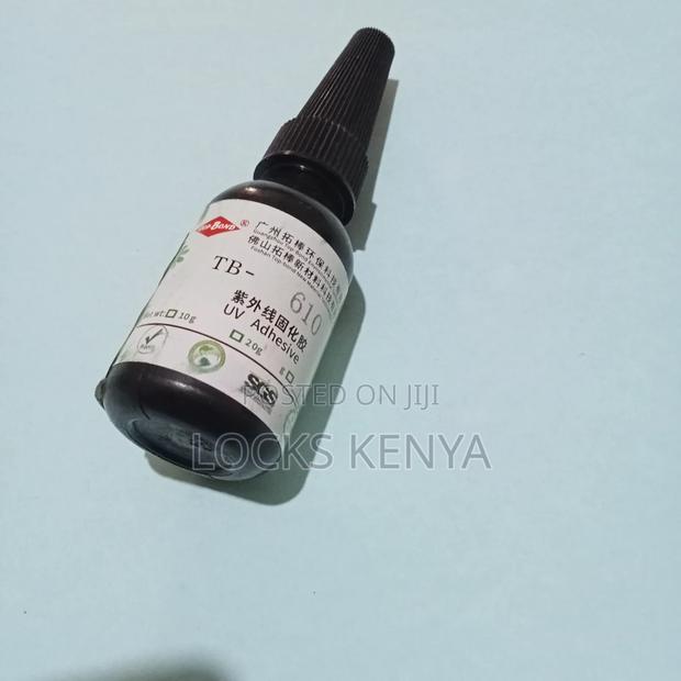 Automotive Glass Crack Repair Glue Bond