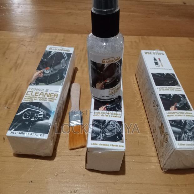 Non-Corrosive Metal Rust Cleaner