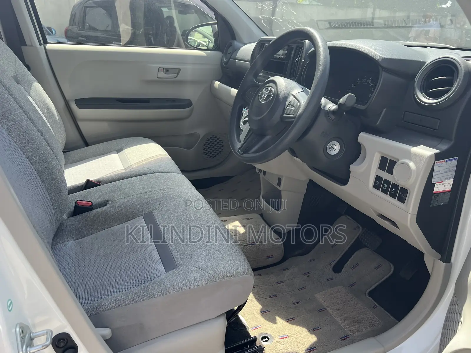 Toyota Passo 2018 Beige