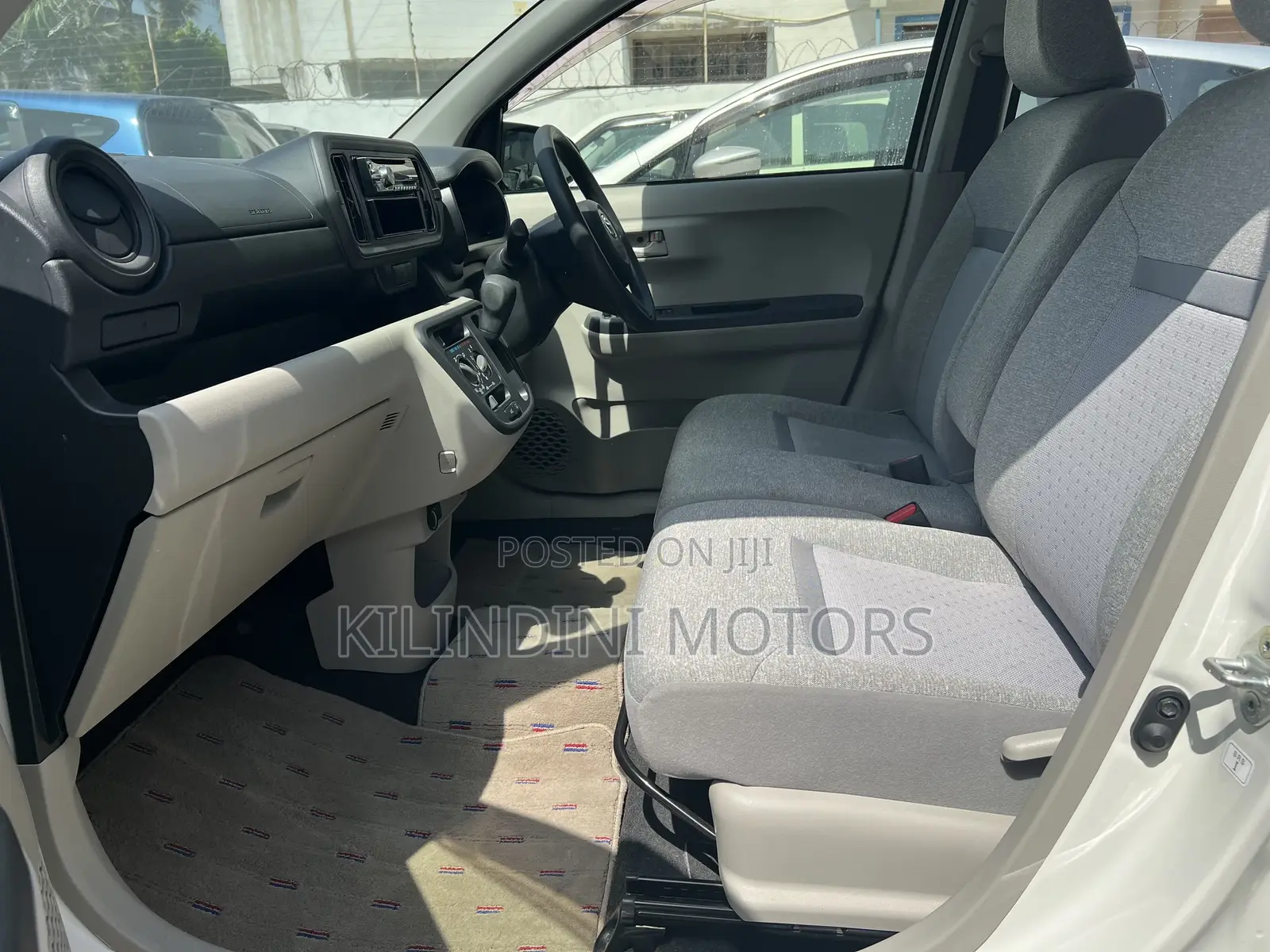 Toyota Passo 2018 Beige