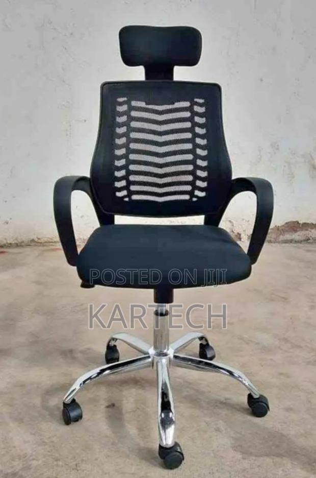 Headrest High-Back Office Chair