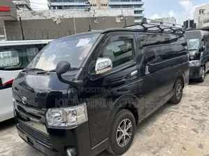 Toyota HiAce 2018 Black