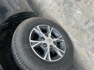 Toyota HiAce 2018 Black