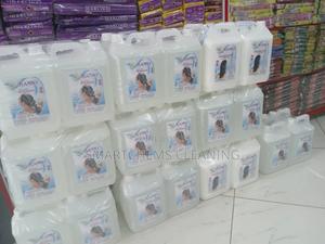 Salon Hair Shampoo - thumbnail 2