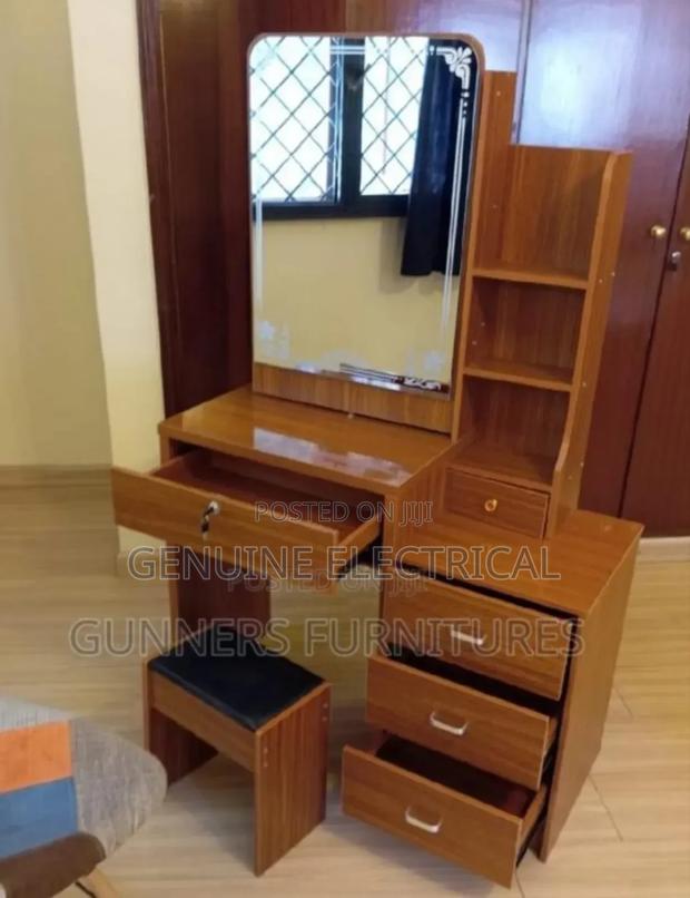 Dressing Table - main view