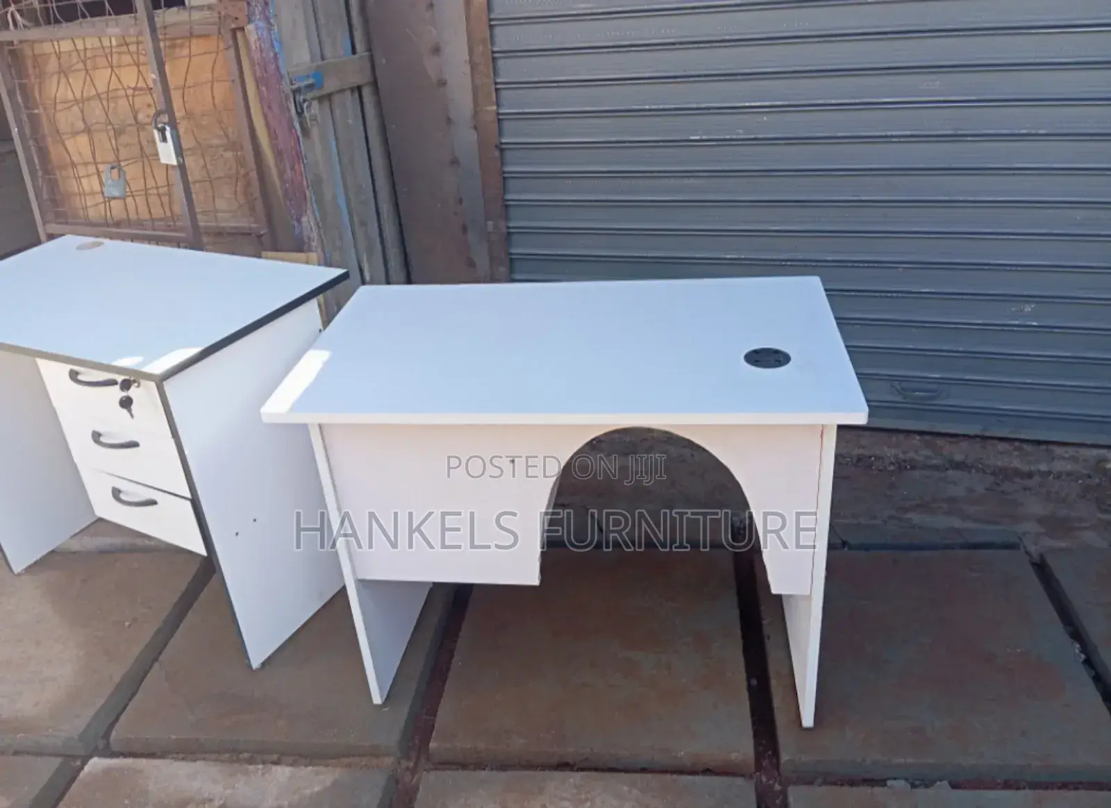 Manicure Desk