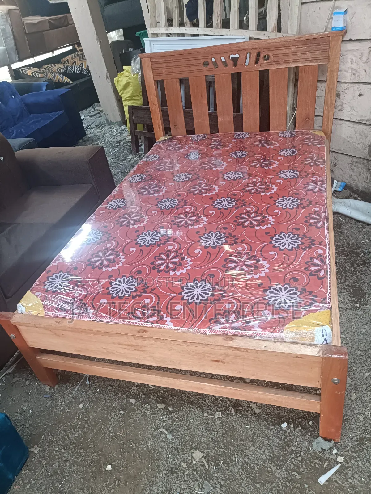 4 X 6 Bed and Mattress