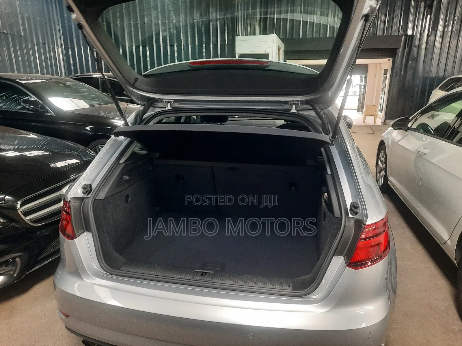 Audi A3 2.0T Tech Premium FWD 2018 Silver