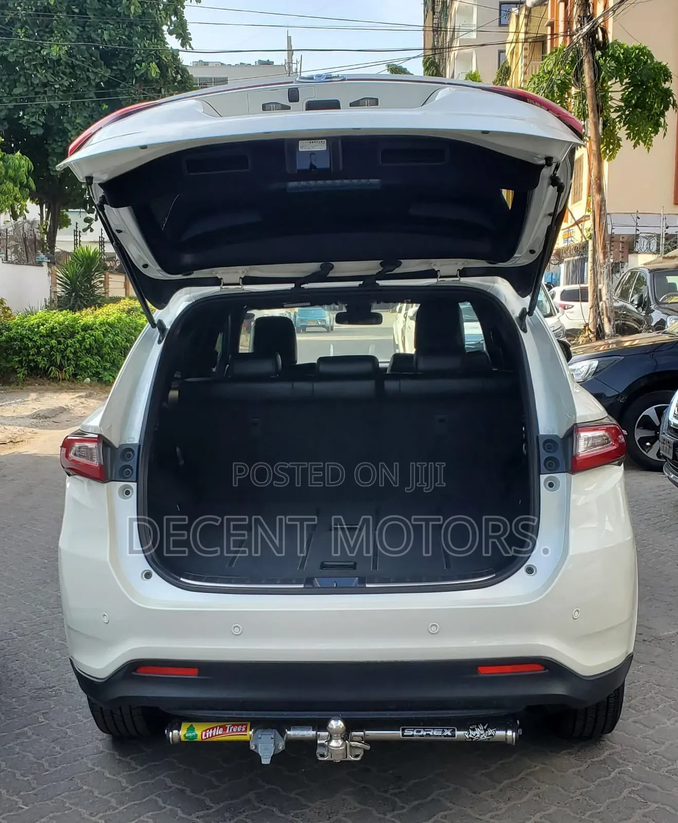 Toyota Harrier 2.0 2018 White