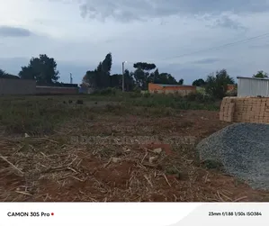 1/4 Plot Kimumu/Betterfarm With Title.