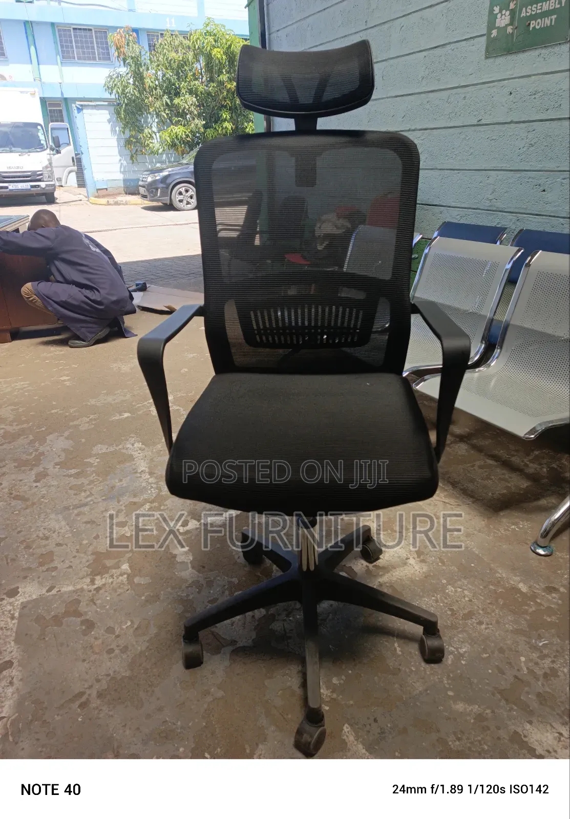 Modern Headrest Chair