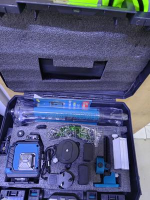 Makita Laser Level With Digital Display - thumbnail 2