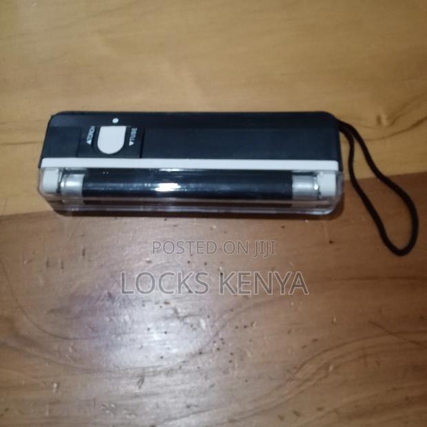 Fluid Leak Detection Uv Blacklight - main view
