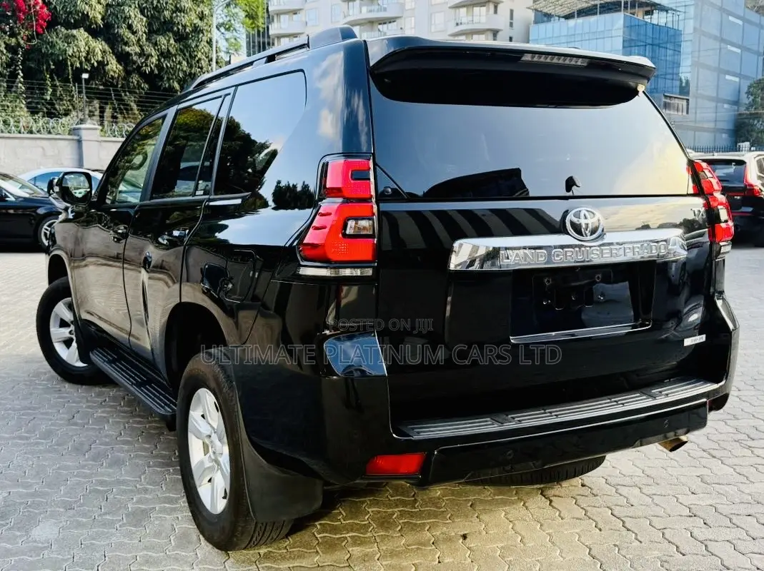 Toyota Land Cruiser Prado 2.7 2019 Black