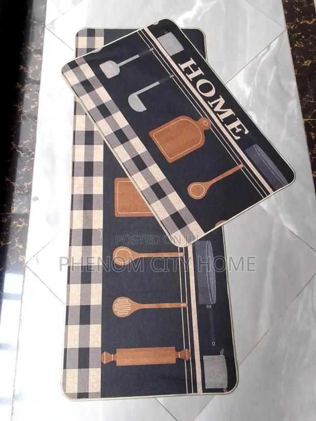 Checked Quality Design Kitchen Rug Set - main view