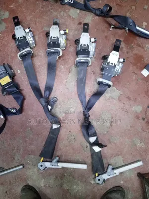 Nissan Serena C26 Front Seatbelts Both.