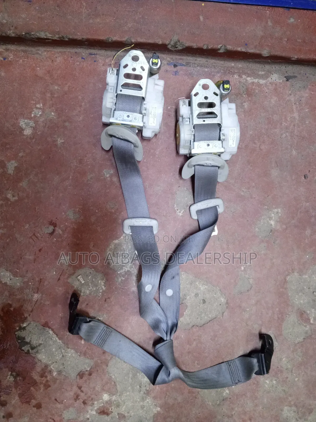 Lexus Rx450h Front Both Safety Belts.