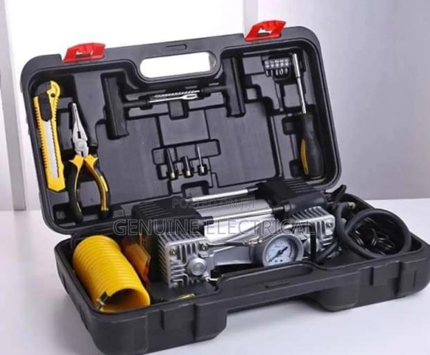 High Quality Car Air Compressor With Tool Kit