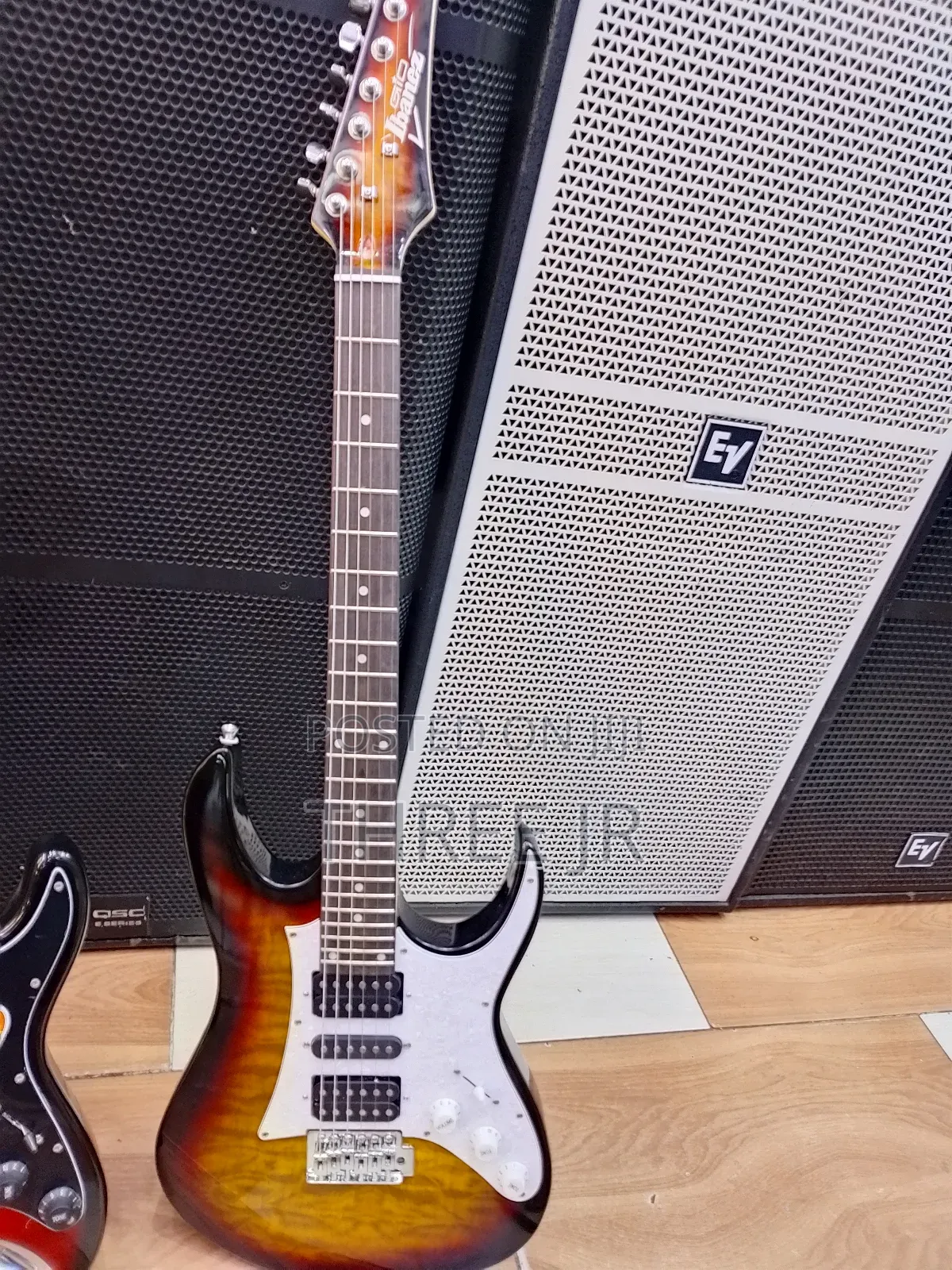 Solo Guitar Ibanez Type. Gives Quality Sound