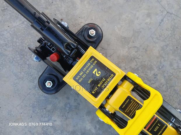 Hydraulic 2 Tonnes Vertical Car Jack - thumbnail 4