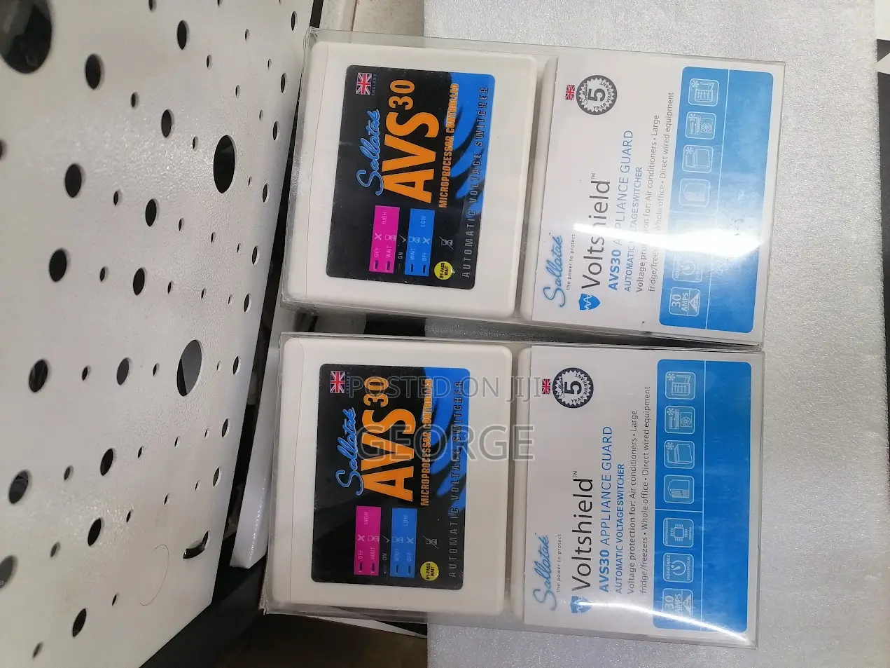 Affordable Sollatek Automatic Voltage Switcher 30 Amps Avs30