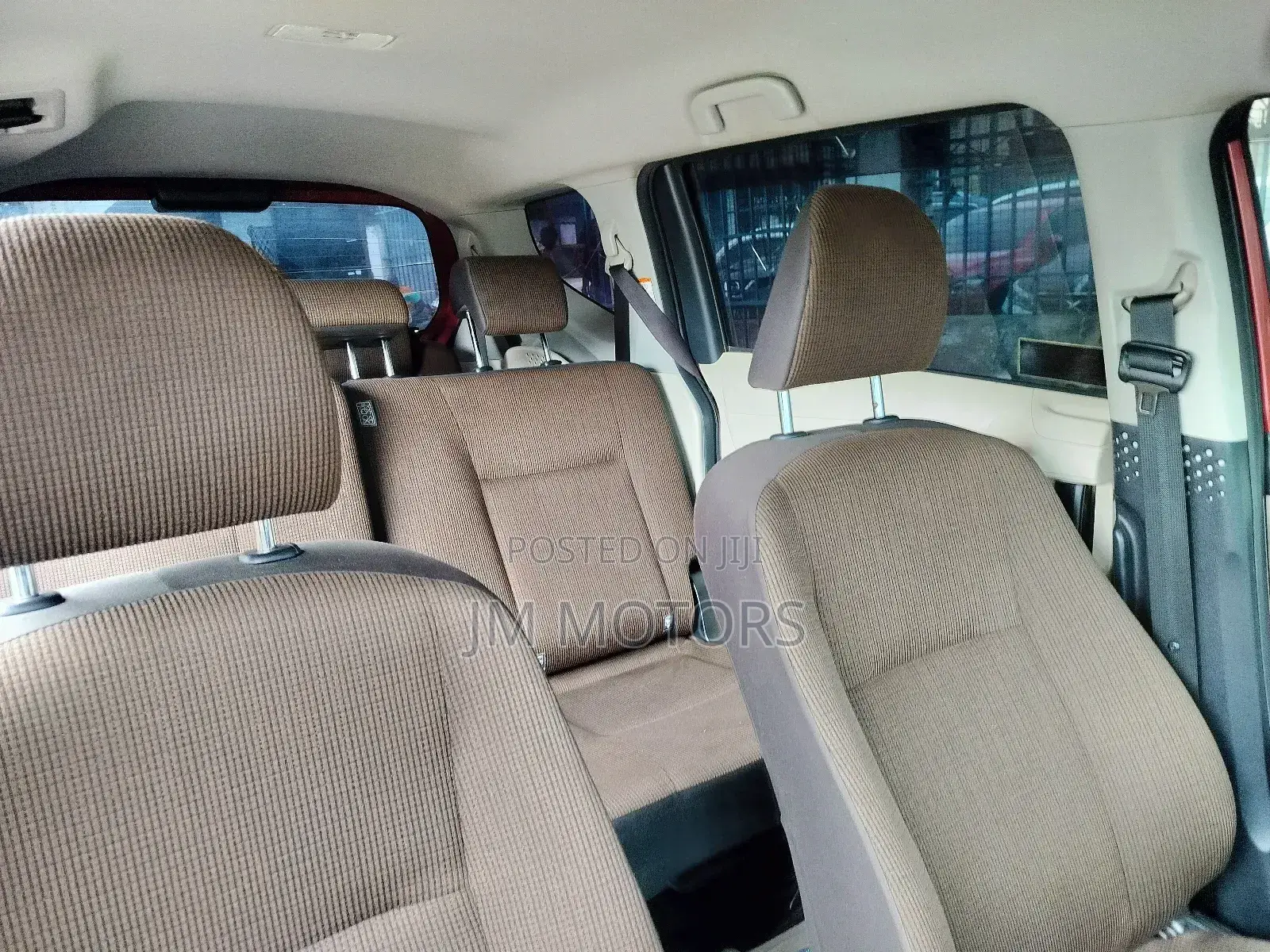 Toyota Sienta 2016 Burgundy