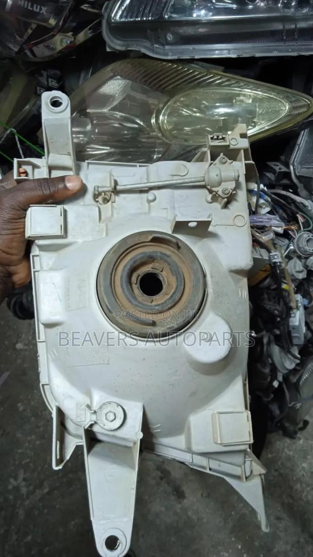 Prado 95 Headlight - thumbnail 2