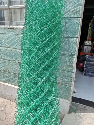 Coated Chain Link/Flex Guard Mesh.