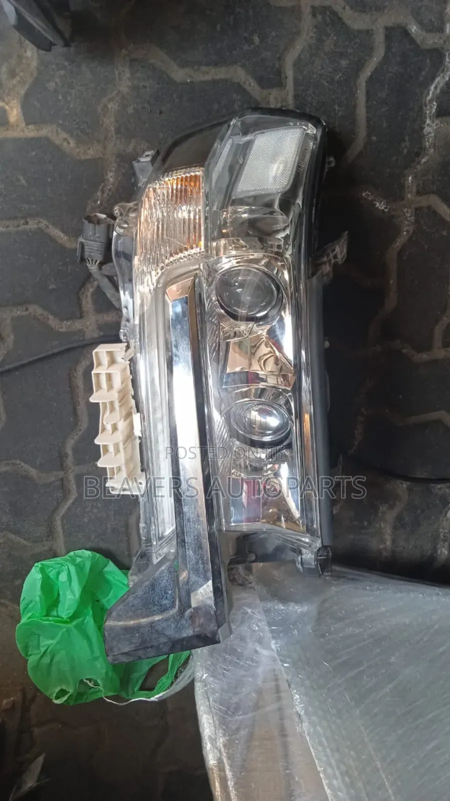 Landcruiser 200 Series Headlight
