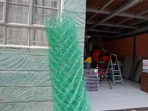 Coated Chain Link/ Shield Link.