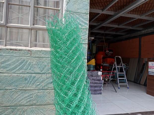 Coated Chain Link/ Shield Link.