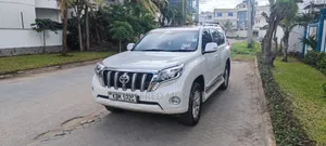 Toyota Land Cruiser Prado 2.8 2017 White