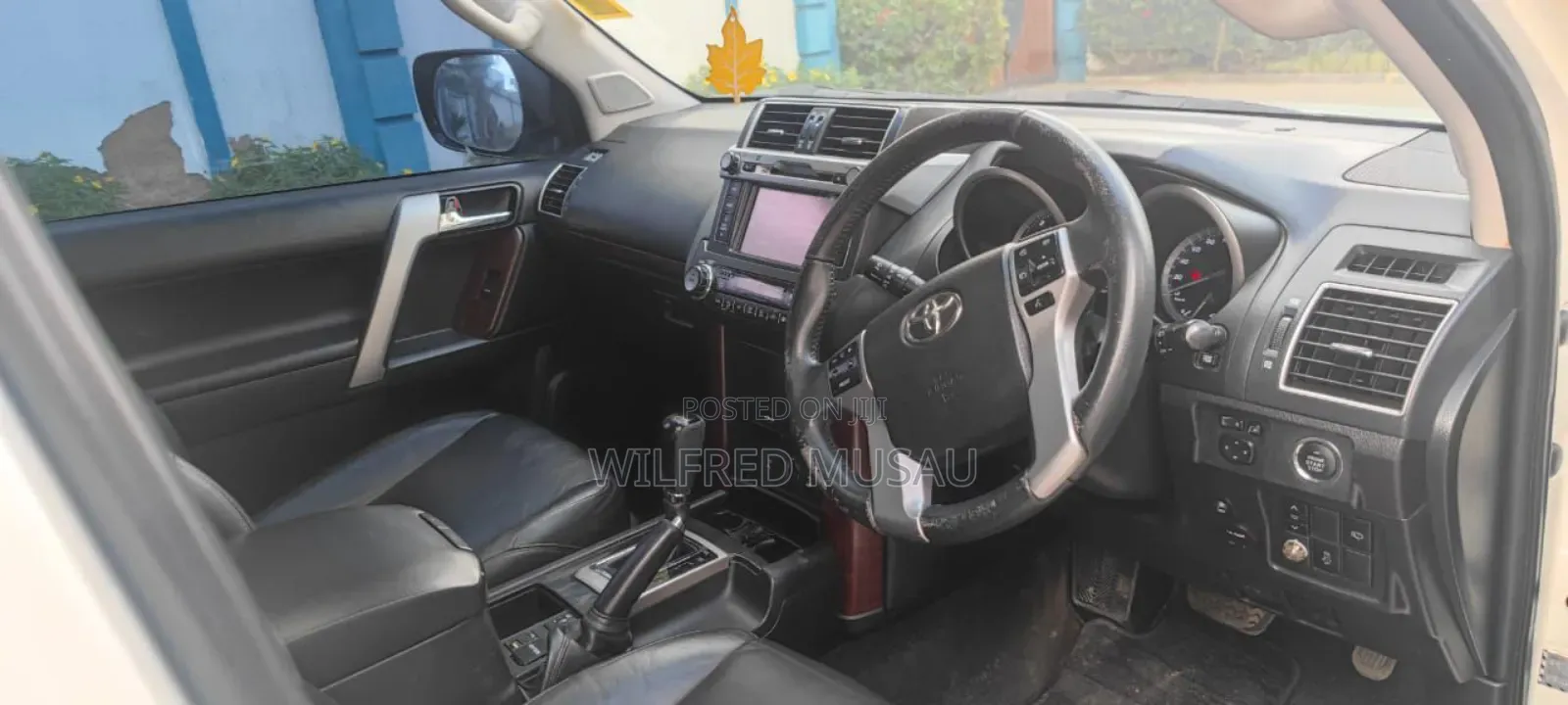 Toyota Land Cruiser Prado 2.8 2017 White